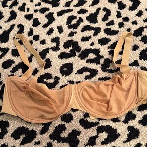 SKIMS Nude Underwire Bra